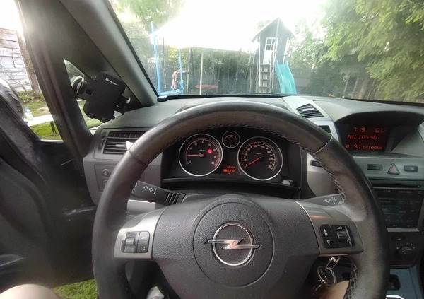 Opel Zafira cena 14900 przebieg: 350000, rok produkcji 2007 z Kielce małe 106